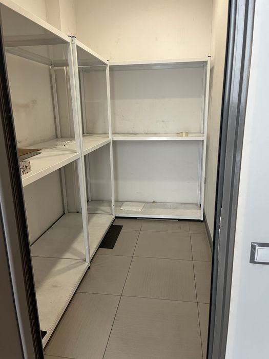 Дава се под наем Офис в София, Хладилника - 324 кв.м за 2400 € - Снимка #17