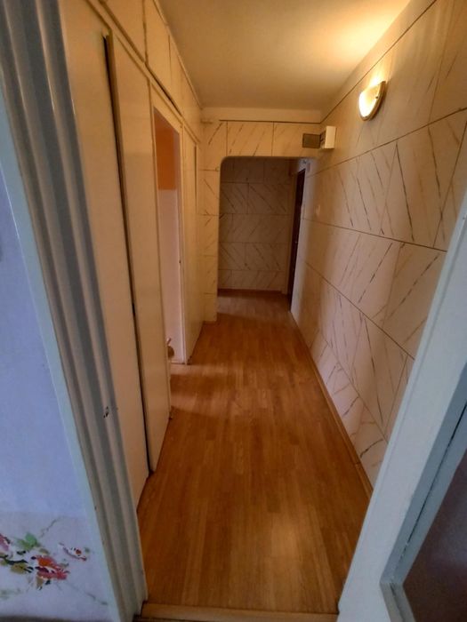 Apartament cu 3 camere
