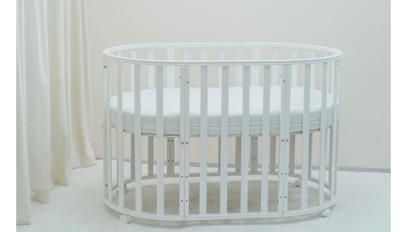 Детская мебель (кровать и комод)