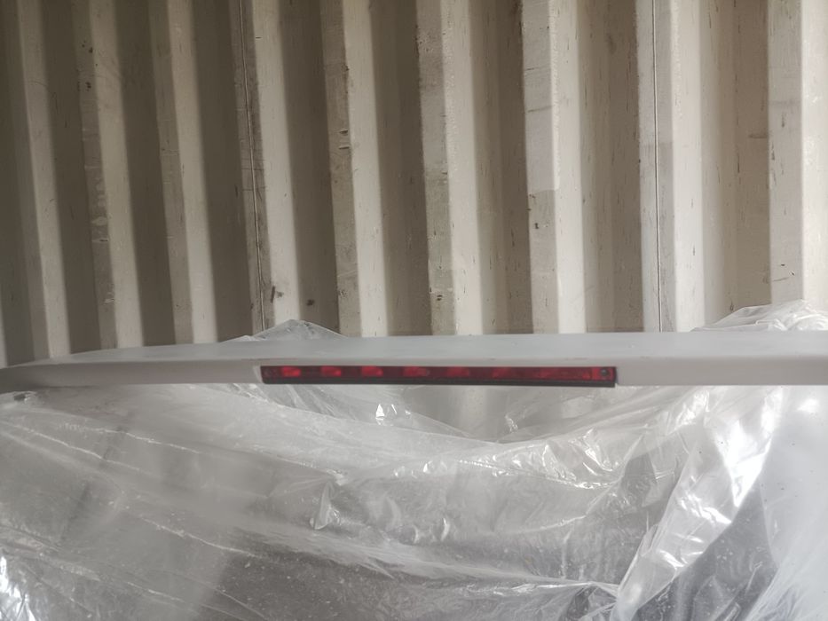 Продам  спойлер  БМВ е34