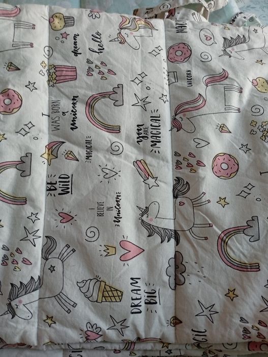 Бортик на кроватку