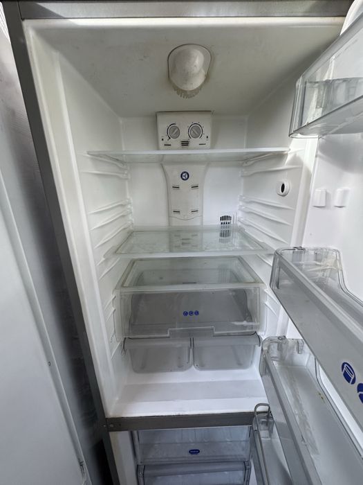 Хладилник с фризер whirpool