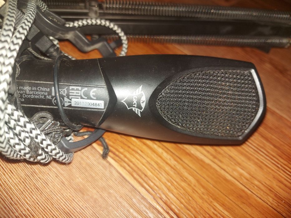 Микрофон Trust GXT 232 Mantis Студийный
