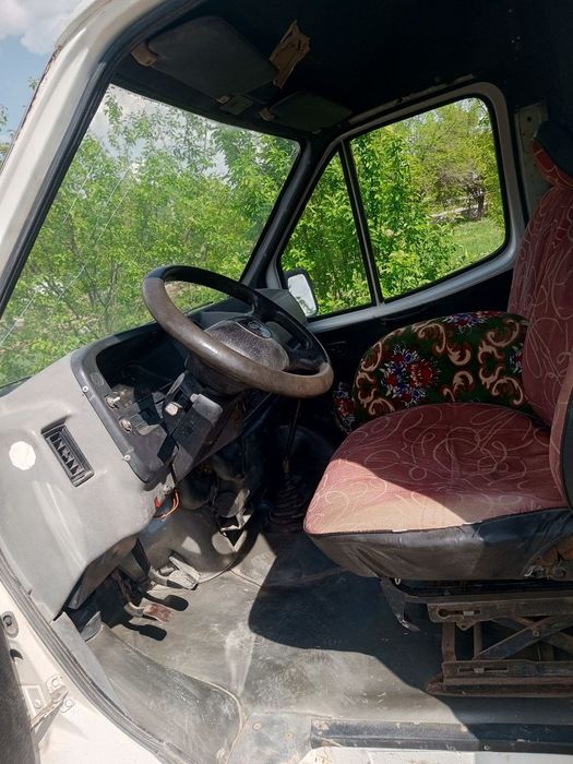 Ford sotiladi yilli 90