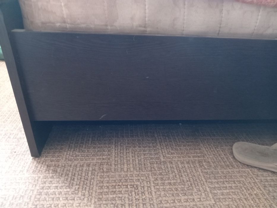 Односпальная кровать