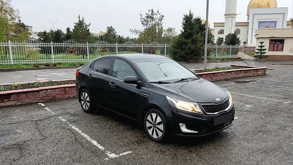 Продам автомашину Kia Rio