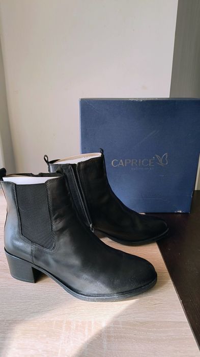 НОВИ черни боти Caprice (естествена кожа) №41 – от Ница