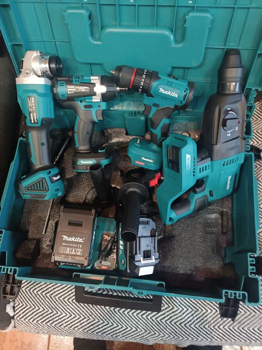 Vând set machita și redresor baterie