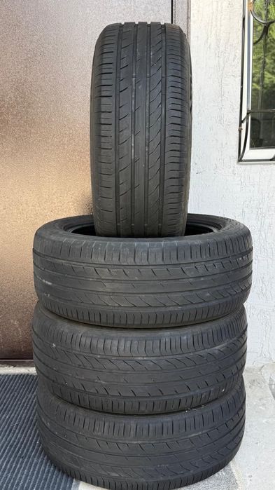 Почти новые летние шины 225.55.р17 торг есть
