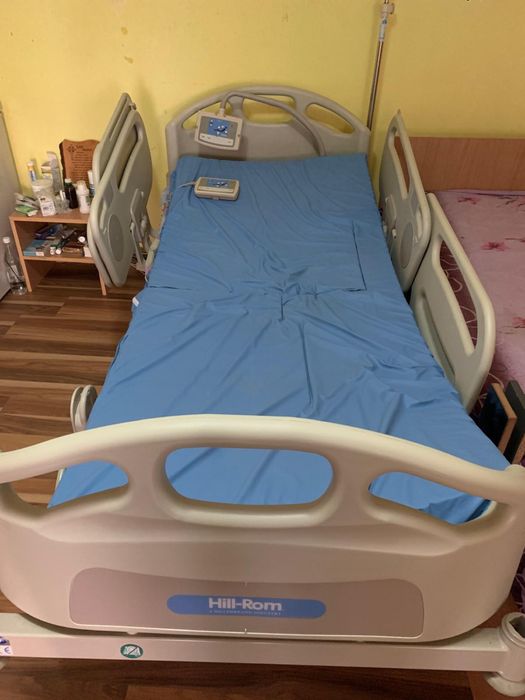 Vand pant de spital electric