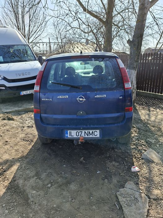 Vând Opel meriva