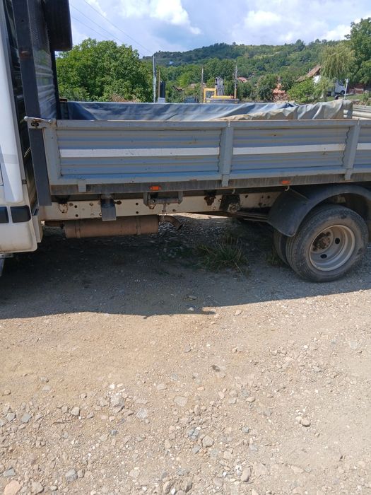 Transport marfa nisip .piatra .balast .moloz.