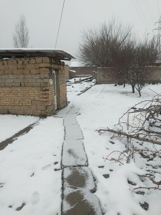 Yer sotiladi quro yer