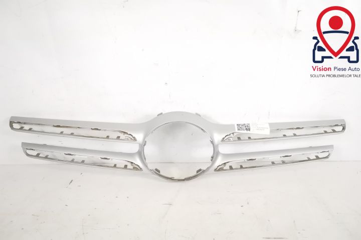 Централна декоративна решетка Оригинал в добро състояние Мерцедес-Бенц