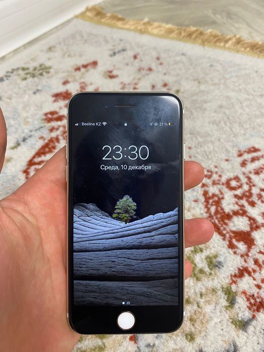 Продам два 7 айфона