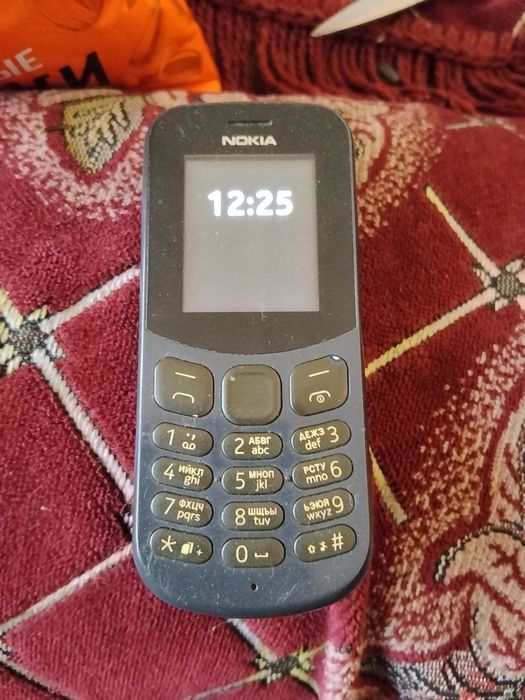 Продам сотовые телефоны