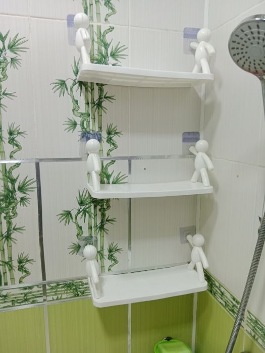 Полки для ванной.