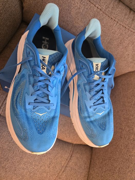 Hoka, pantofi alergare