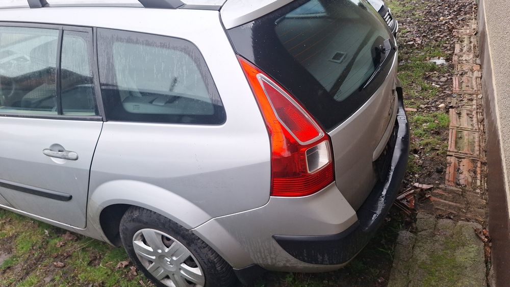 Dezmembrez renault megan 2 1.5 dci