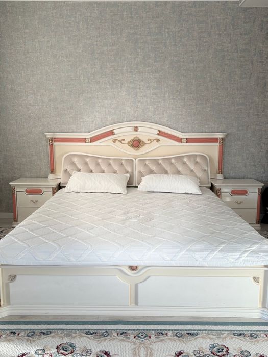 Спальний гарнитур