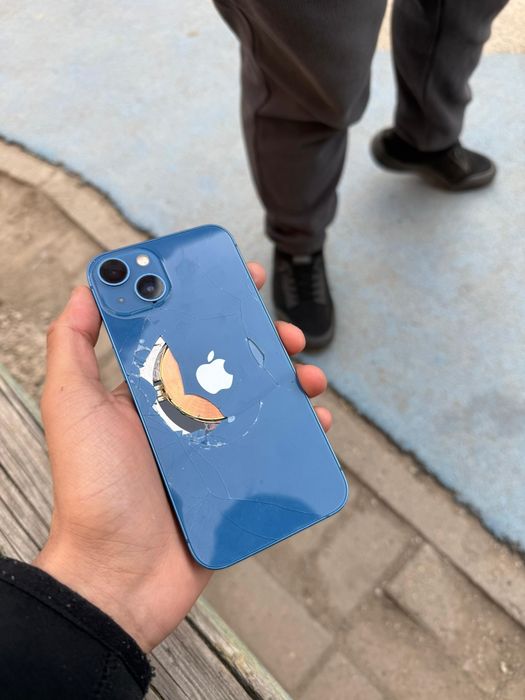 Apple iPhone 13 128gb blue