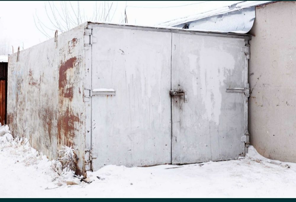 Сдаётся гараж в аренду маг.Азия