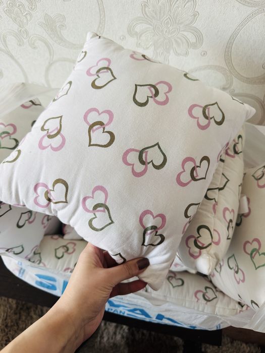 Отдам даром 12 штук