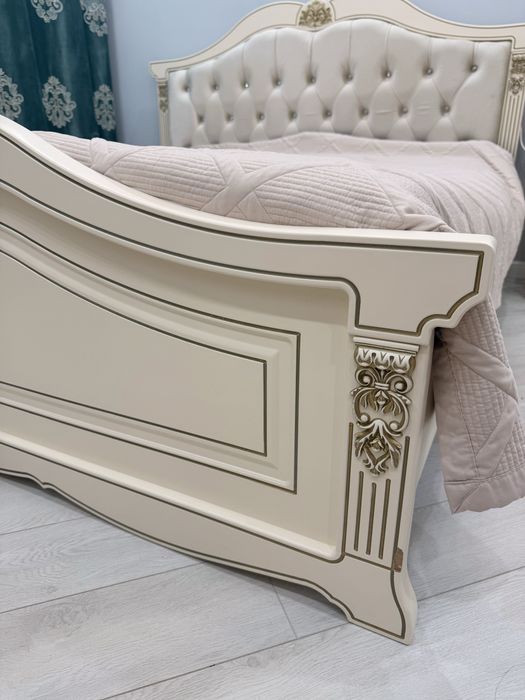 Продаю кровать 2х спальную