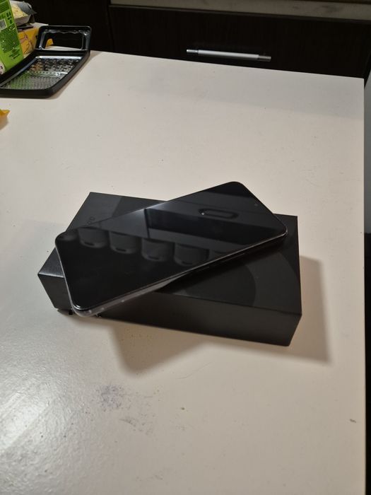 Samsung S22 5G Black 128GB 8GB