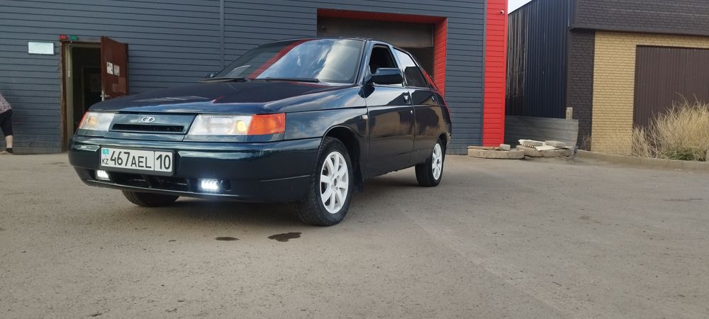 Продам машину ваз 2112