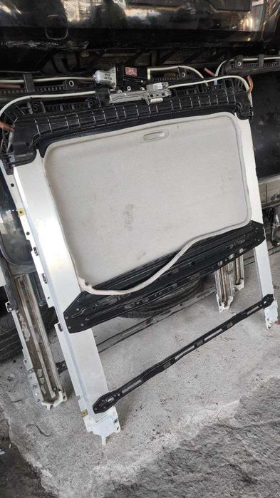 Люк rx 330 в сборе