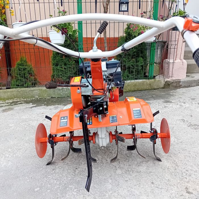 De vânzare motosapa 7cp noua decât făcut probe in perfecta stare de funcționare