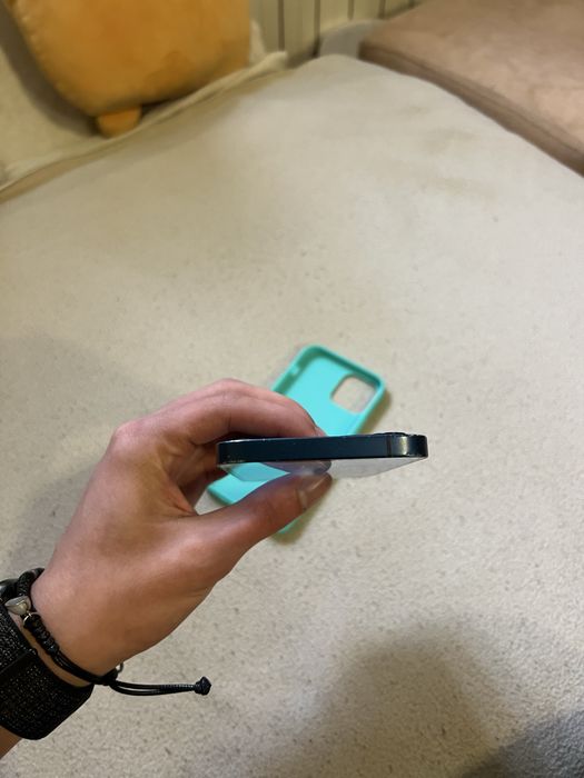 iPhone 12 ,Albastru , 64gb , liber de retea , citeste descrierea