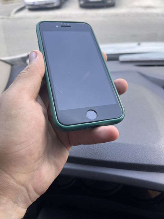 iPhone 7 128GB – NOU, iOS 11, 0 cicluri încărcare – Ideal pentru colecționari