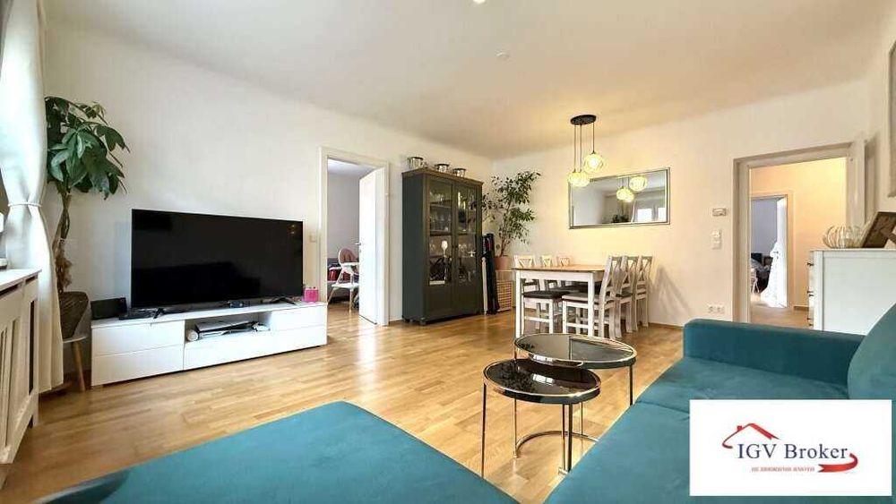 Продава се Тристаен апартамент в София, Люлин 9 - 85 кв.м за 3989 €/кв.м - Снимка #5