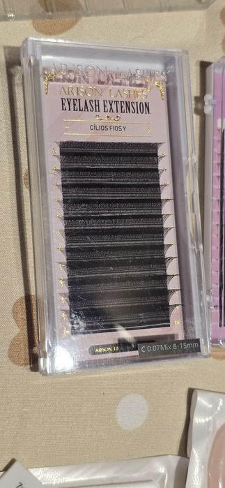 Produse pentru gene false