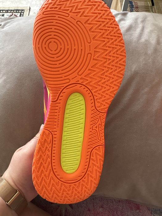 Кроссовки MIZUNO розовые новинка