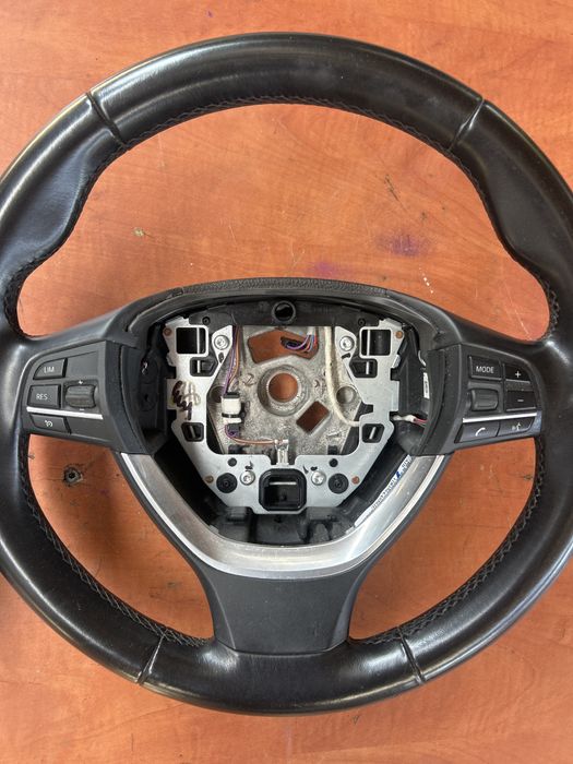 Volan piele cu comenzi  Bmw F10