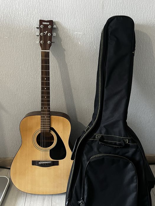 Продам гитару YAMAHA F-310
