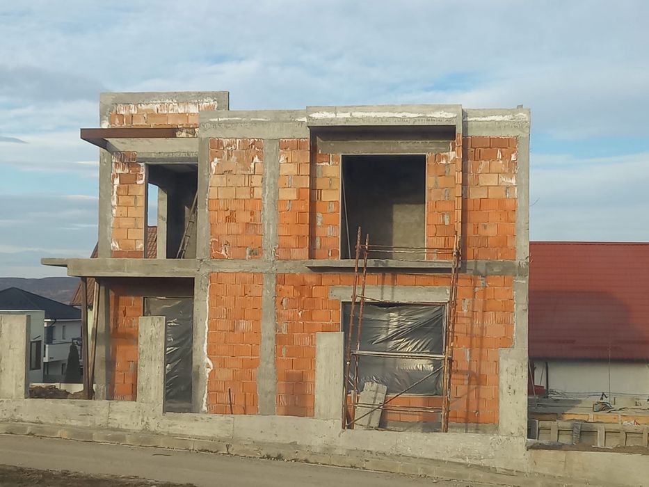 Firma de constructii Pitesti -civile, industriale, piscine, amenajari