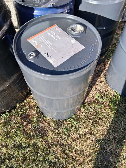 Butoaie din tabla, capacitate 200 litri
