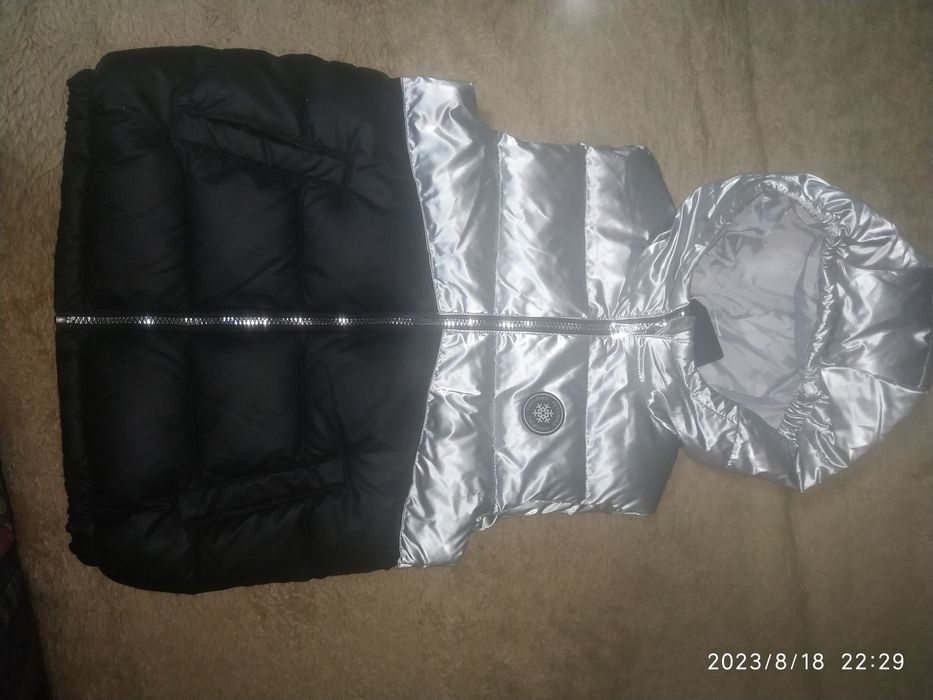 Безрукавка девчачий.