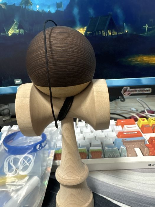 Kendama anti skid broken shape