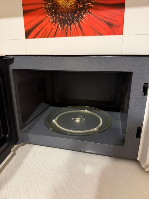 Микроволновая печь