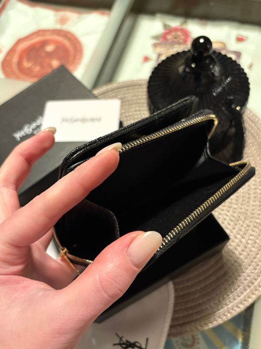 Дамски портфейл YSL