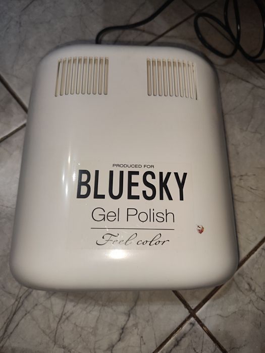 Лампи за гел лак