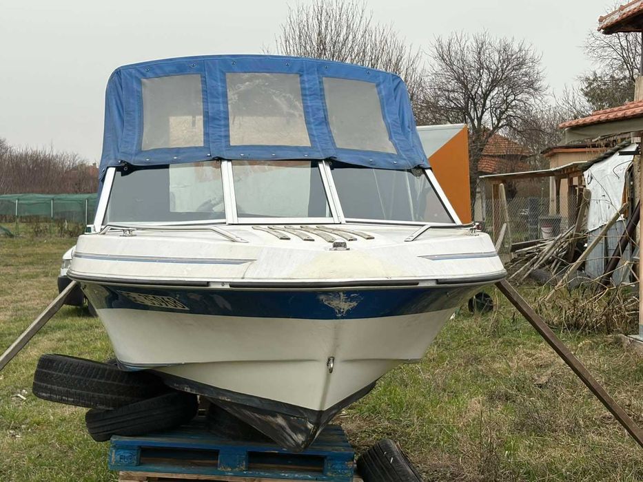 Лодка Invader / 150 CB