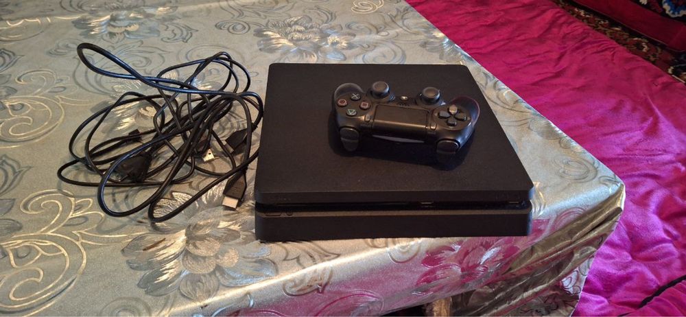 плестейшн 4