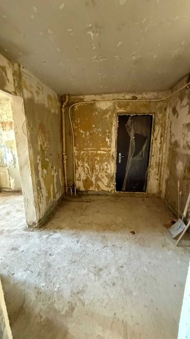 2 комнатая квартира 8 мкр