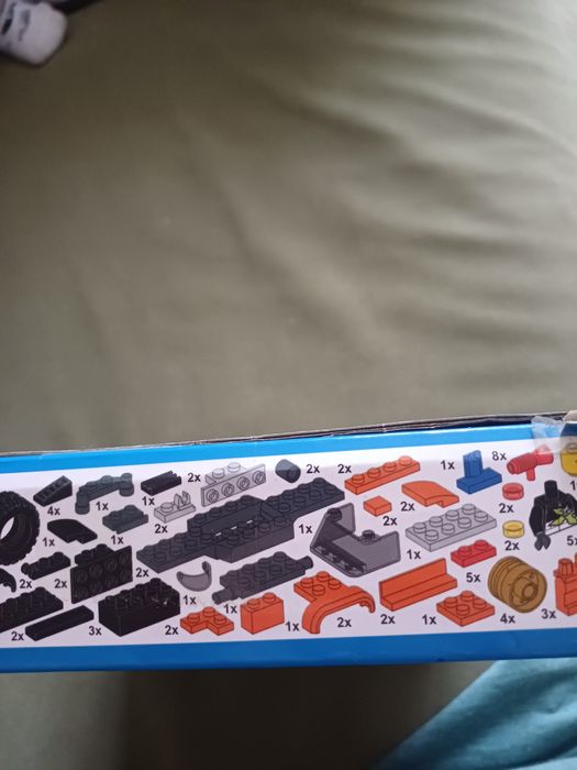 Продам  конструктор Лега